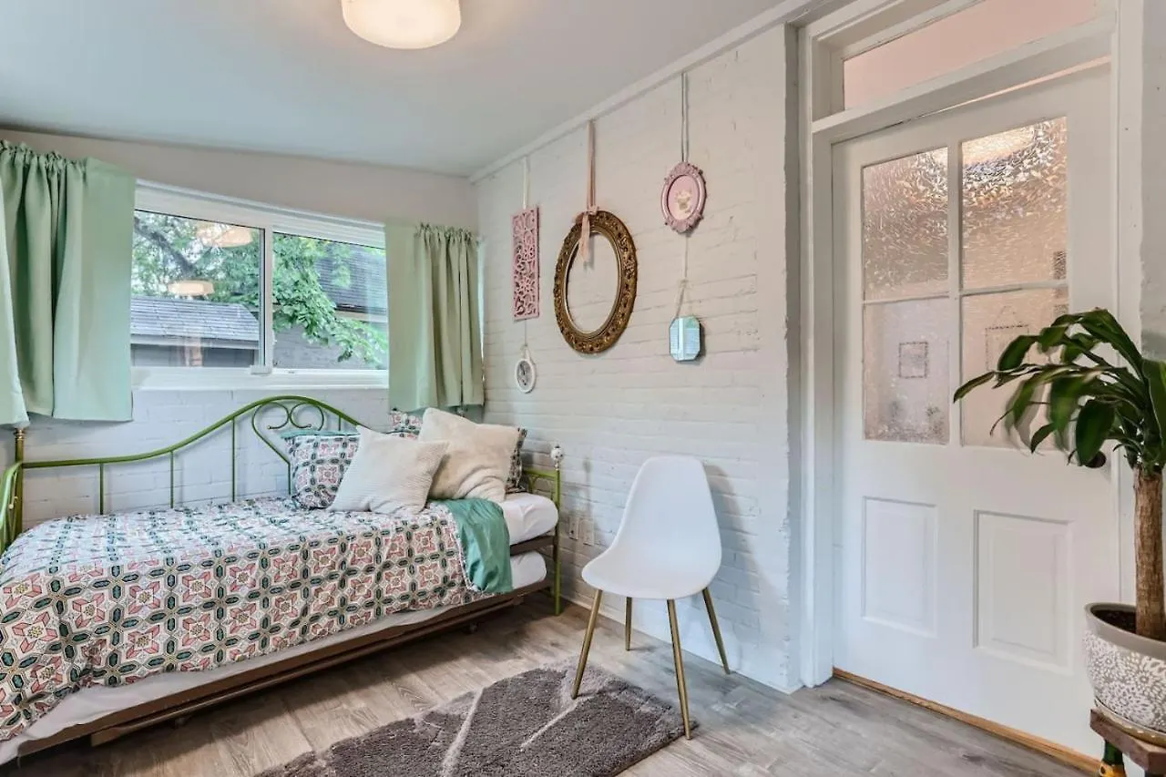 Updated Victorian Home In Sobo Denver Holiday home